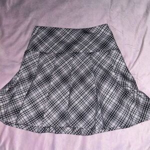 Monochrome Tartan Full Circle Skirt - Elegant Checkered Pattern
